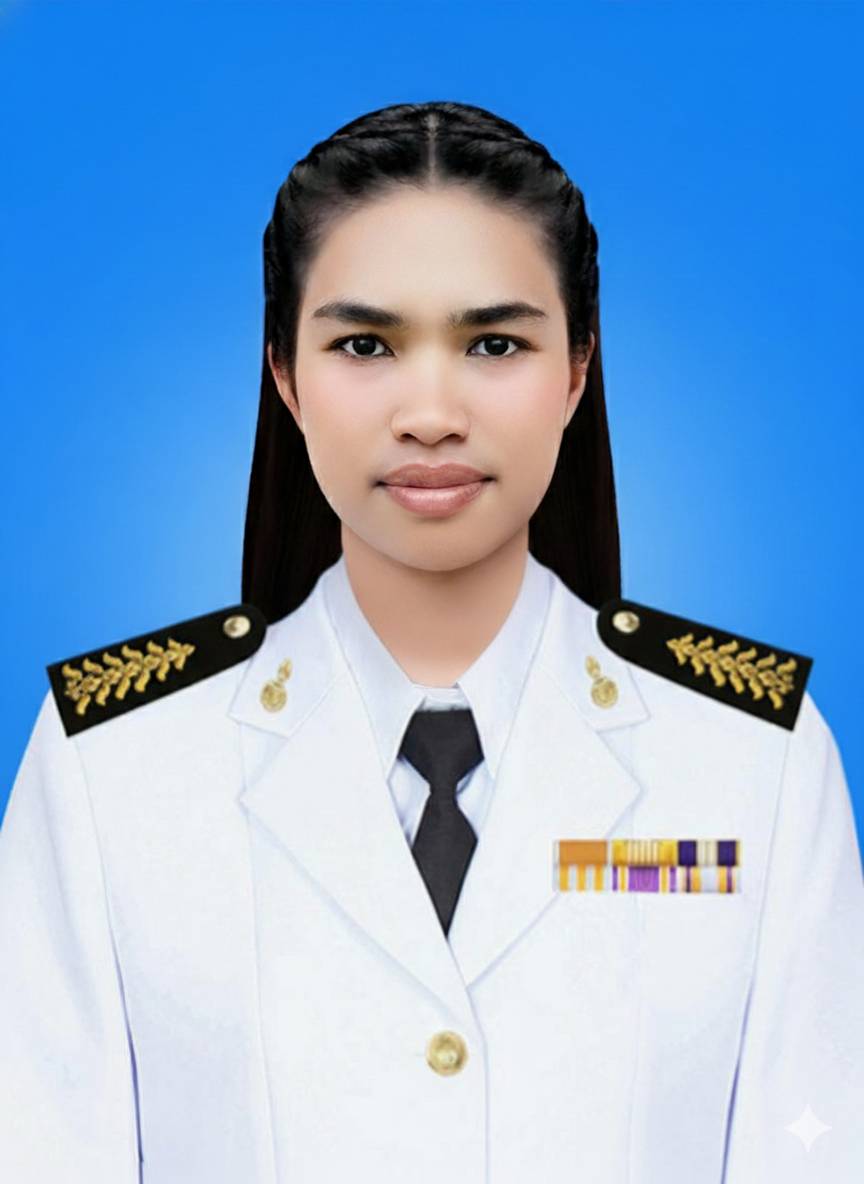 ว่าที่ร้อยตรีหญิง ธารารัตน์ สังข์ปลอด